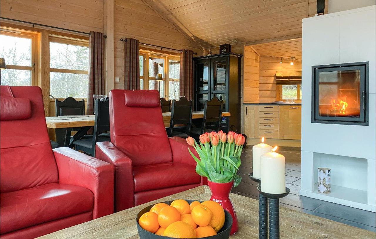 Nice Home In Straumgjerde With Wifi Brunstad Екстериор снимка