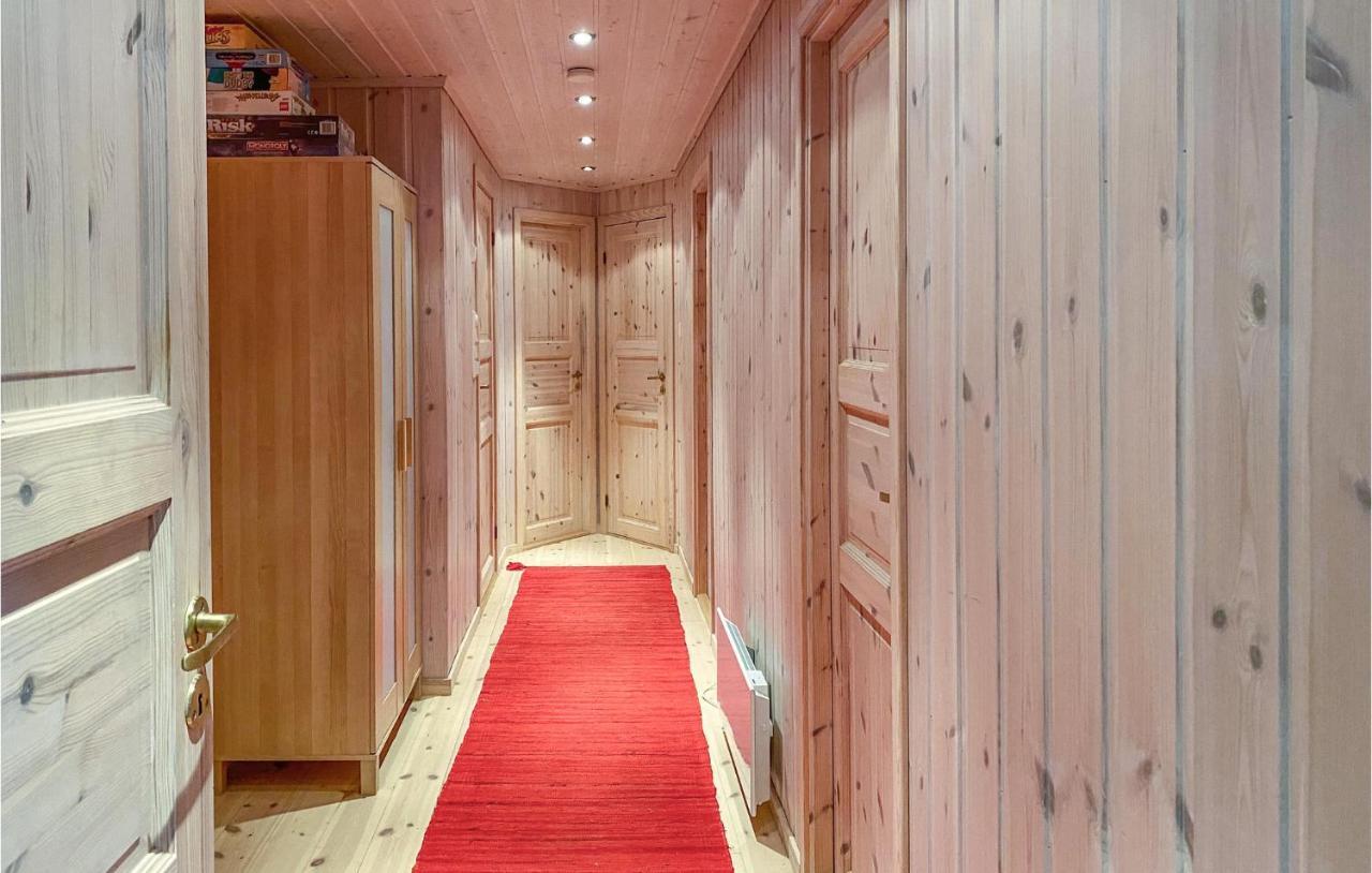 Nice Home In Straumgjerde With Wifi Brunstad Екстериор снимка